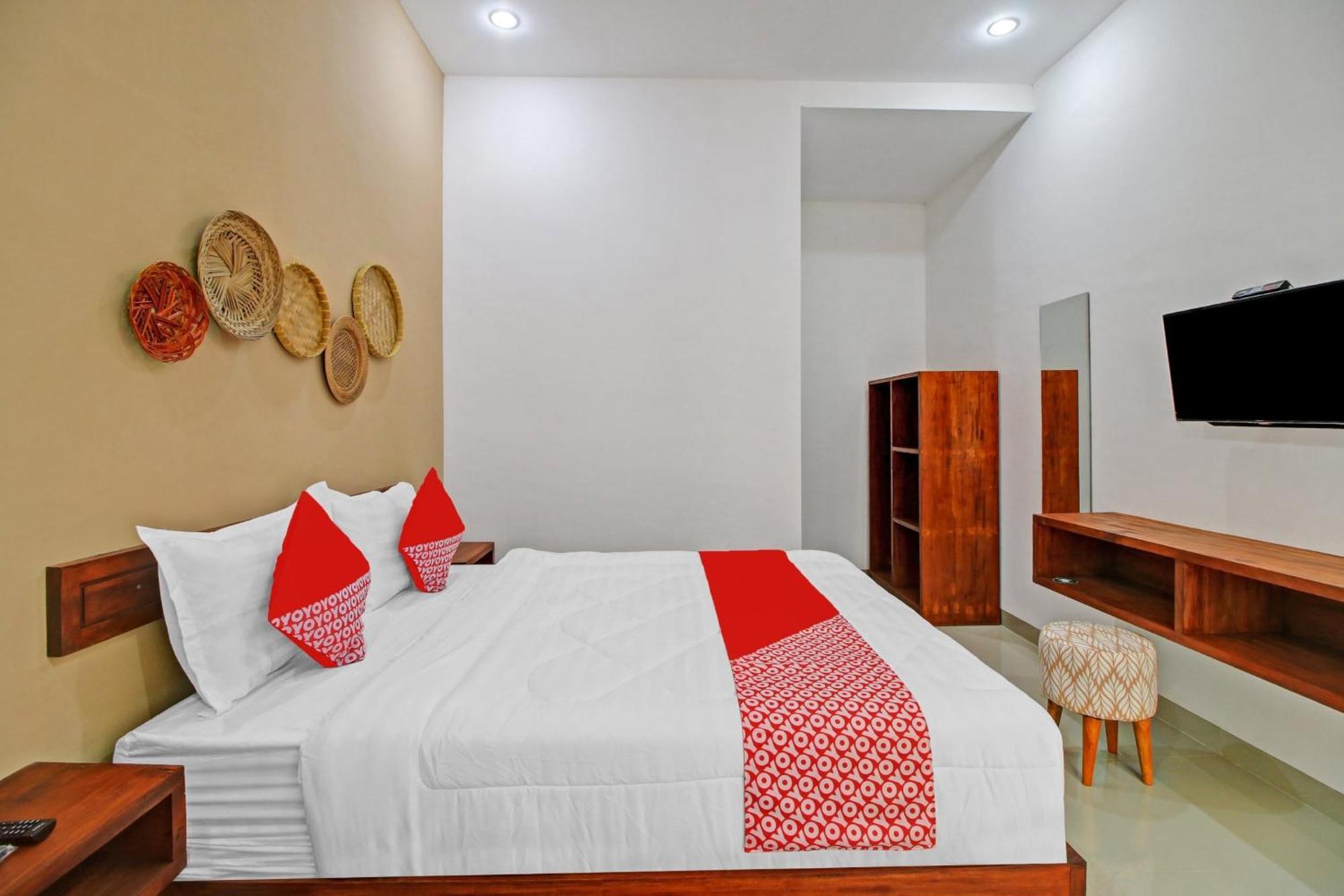 Oyo 90820 Madania Guesthouse Syariah Mataram Exterior foto